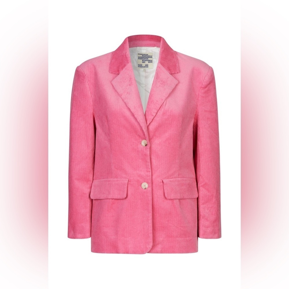 BAUM UND PFERDGARTEN Vibrant Pink Tailored Blazer with Notched Lapels